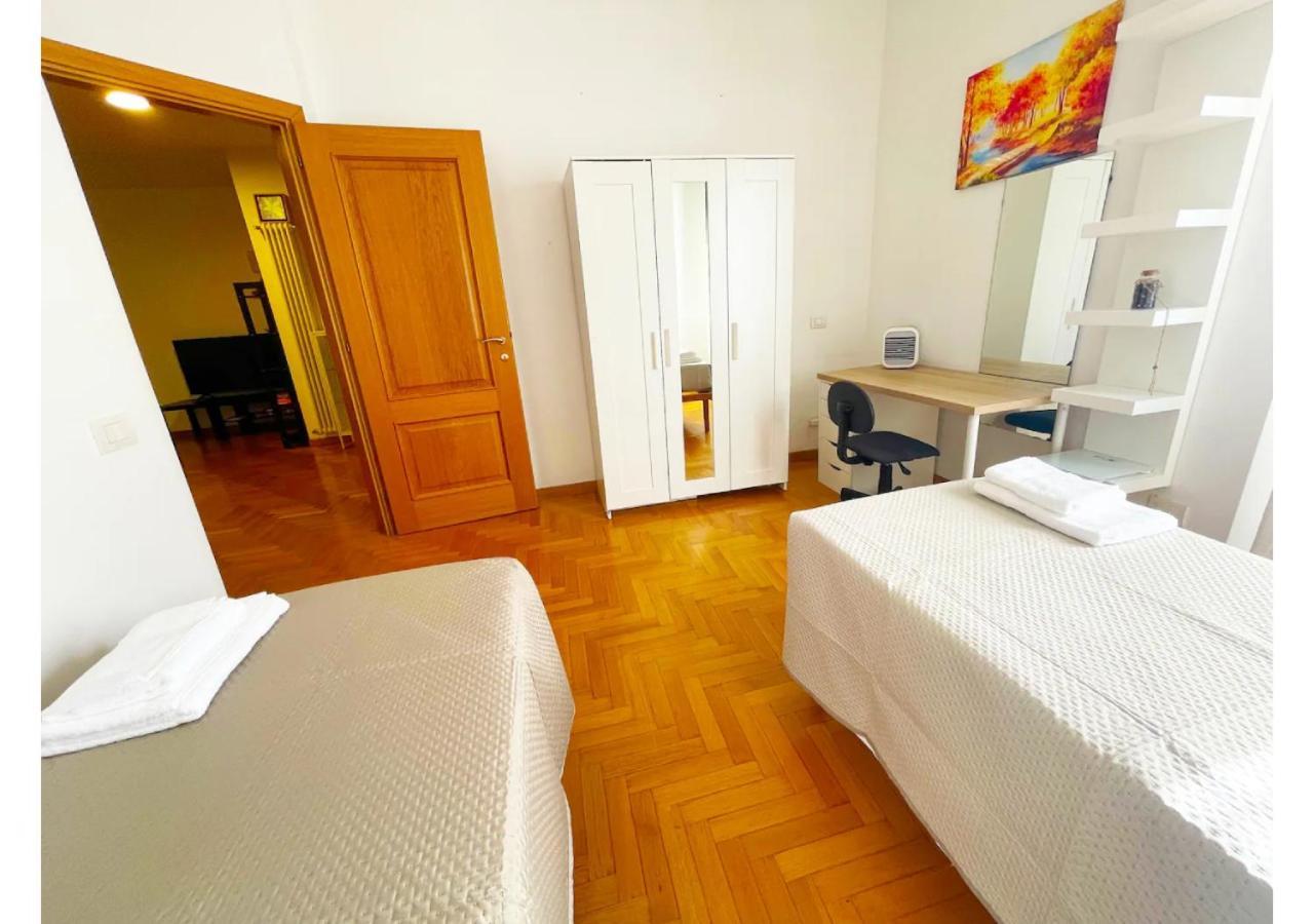 Cozy Casetta - Bright And Near Metro C Rom